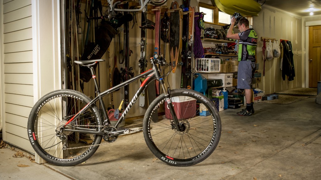 max_EMD9_Garage_150106_779633